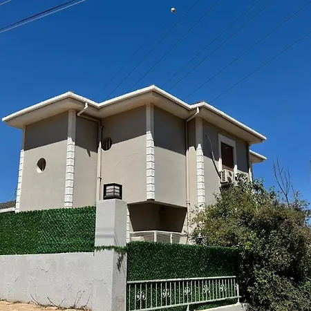 Vilă Villamonda Kızilbahçe